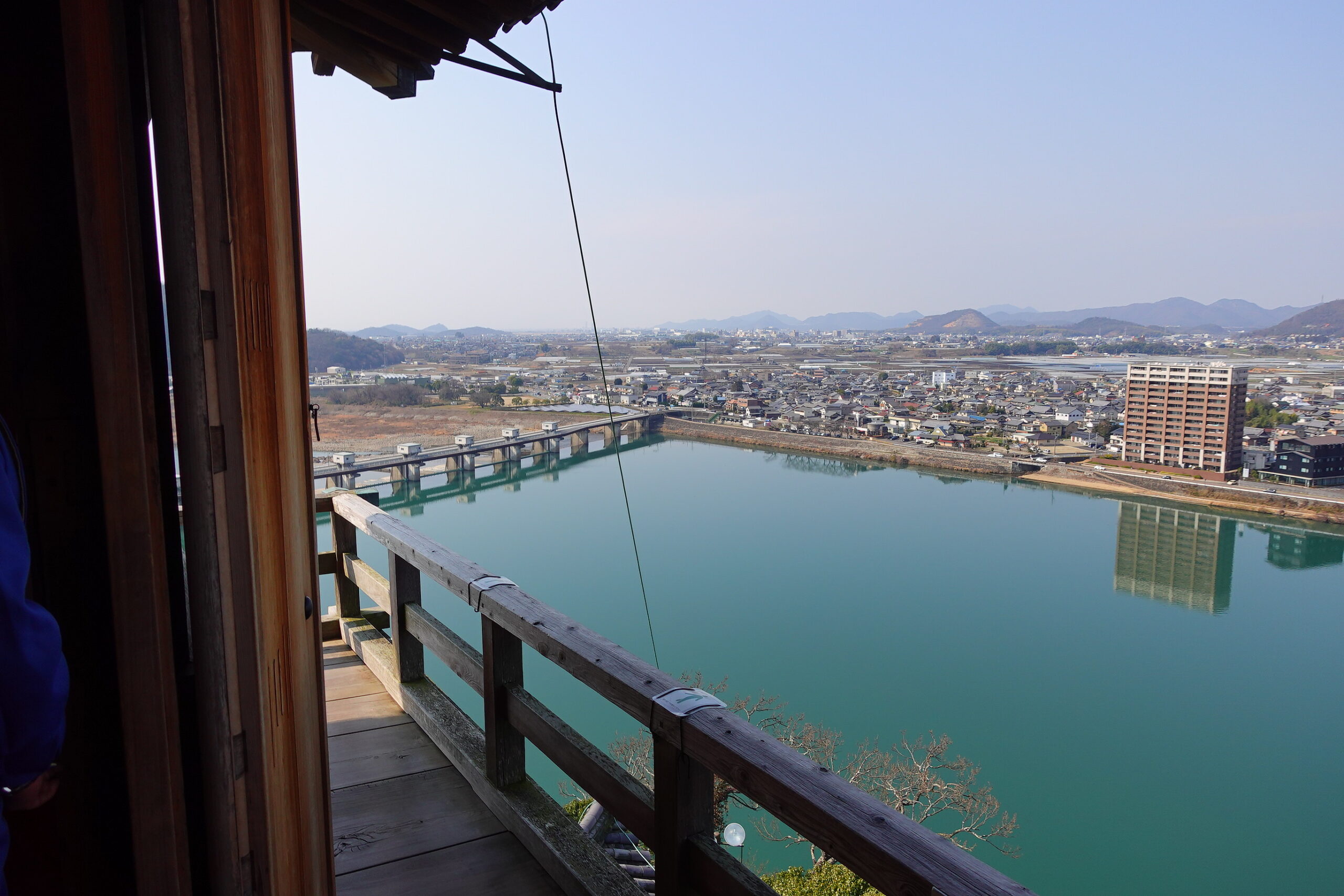 犬山城からの眺め木曽川対岸